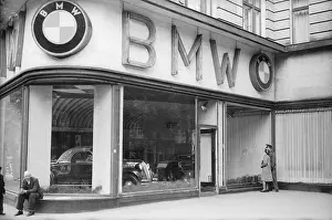 Vehicle Prints: BMW Showroom