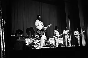 R And B Prints: Bo Diddley At The Apollo