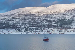 Images Dated 20th February 2012: a boat in a bay in Tromso