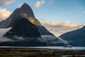 Cruise Ship Gallery: A boat explores Milford Sound