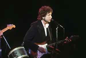Bob Dylan Performing