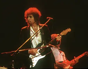 Bob Dylan Performs In Savannah