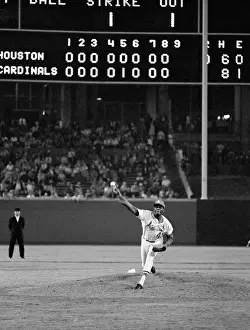 Scoreboard Prints: Bob Gibson Pitching - Action Shot