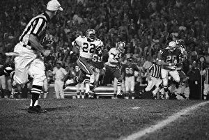Bob Hayes Running for Touchdown