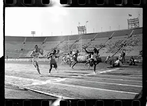 Bob Hayes Winning 100-Yard Dash