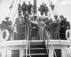 Jones Prints: Bobby Jones Receiving Cheers