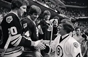 Bobby Orr Greeting Boston Bruins at Ceremony