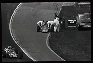 Bobby Unser Passing Joe Leonard