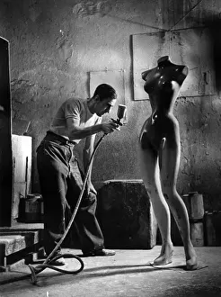 Mannequin Prints: Body Spray