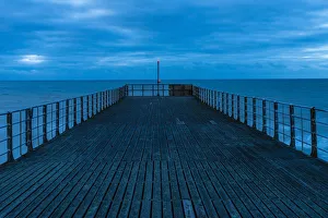 Images Dated 9th February 2017: Bognor Pier