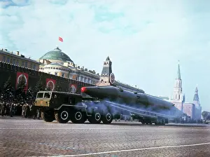 Kremlin Prints: Bolshevik Revolution Parade