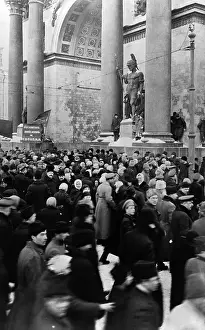 Protester Prints: Bolsheviks Rally Around Triumphal Arch