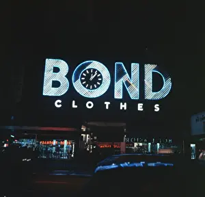 Bond Clothes