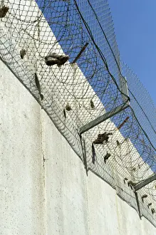 Border fortification between Israel and the Palestinian territories in the West Bank near Ramallah, Middle East