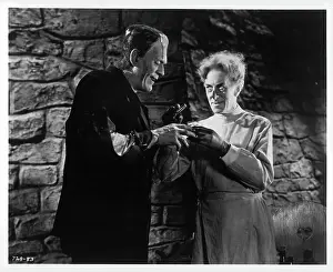 Boris Karloff And Ernest Thesiger In Bride Of Frankenstein