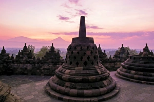 Images Dated 23rd September 2015: Borobudur