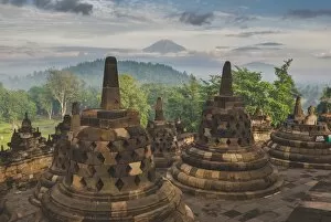 Images Dated 8th January 2010: Borobudur with Mt Merapi