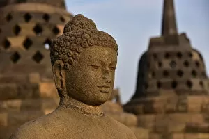 Images Dated 8th June 2015: Borobudur Temple at dusk, Magelang, Central Java