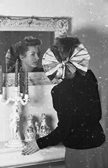 Scarf Prints: The Bow