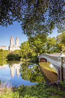 Central Park, New York, USA Gallery: Bow bridge in spring, Central Park, New York, USA