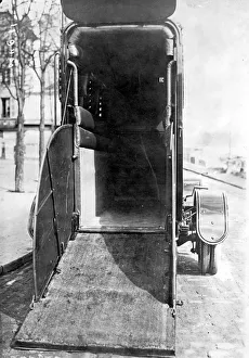 Racehorse Gallery: The Box Car