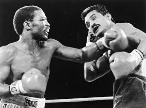 Boxer Aaron Pryor Punching Alexis Arguello