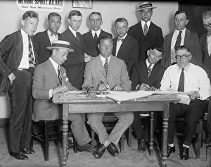 Boxers signing Agreement