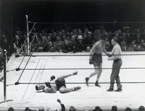 Match Prints: Boxing Match Action