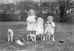 Newport Prints: Boy and Girl Playing on Lawn
