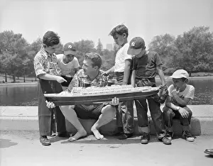 Artisanship Prints: Boys Admiring S.S. United States Model