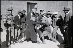 Harlem Prints: Boys Having A Friendly Dispute