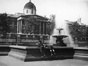 Art Gallery: Boys In Trafalgar Square