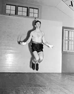 Jumping Rope Prints: Braddock Prepares for Fight with Farr
