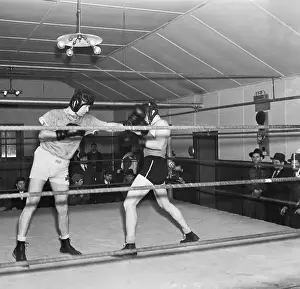 Braddock Prints: Braddock Trains for Fight with Farr