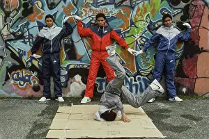 Huty32648 Prints: Breakdancing In New York