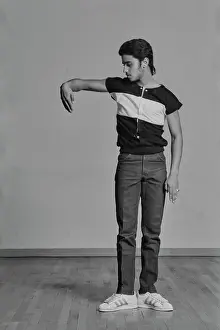 Huty35235 Prints: Breaking Moves - Arm Wave