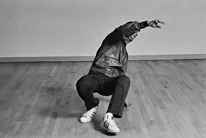 Huty35235 Prints: Breaking Moves - Footwork