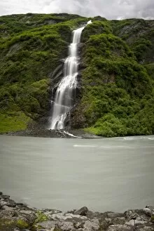 Images Dated 19th July 2011: Bridal Veil Falls, waterfalls, near Valdez, Alaska, USA, North America