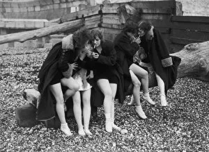 Topical Press Agency Collection: Brighton Bathers