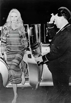 Toes Prints: Brigitte Bardot Arriving Barefoot