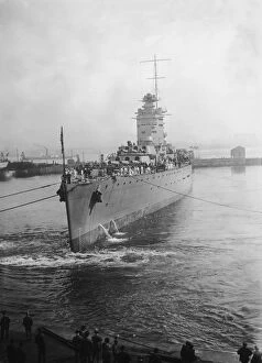 Topical Press Agency Collection: British Battleship HMS Rodney