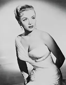 Strapless Prints: British Singer Yana