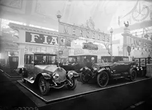 Landscape Vehicle Car Saloon Prints: British Topical Press Agency (1903 - 1957)
