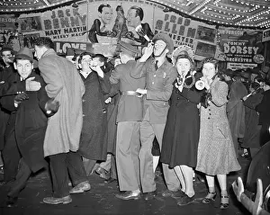 Broadway Prints: Broadway'S New Year'S Eve Celebration