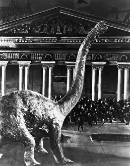 Threatening Prints: Brontosaurus Menacing Londoners