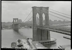 Brooklyn Bridge and Manhattan Skyline