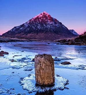 Buachaille Etive MA┬▓r dawn, Highlands of Scotland