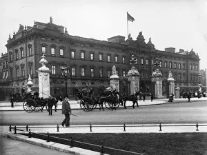 Feature Europe T Prints: Buckingham Palace
