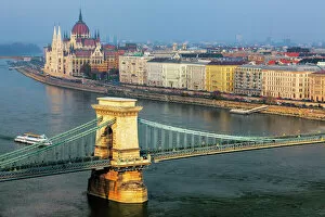 Suspension Bridge Gallery: Budapest - Danube Architecture
