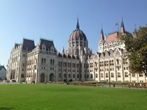 Images Dated 2nd September 2015: Budapest Parliament Building